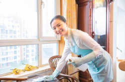 上海住家保姆,贴心守护，温馨家园的守护者